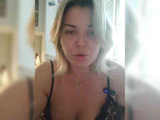 Модель: Dyia