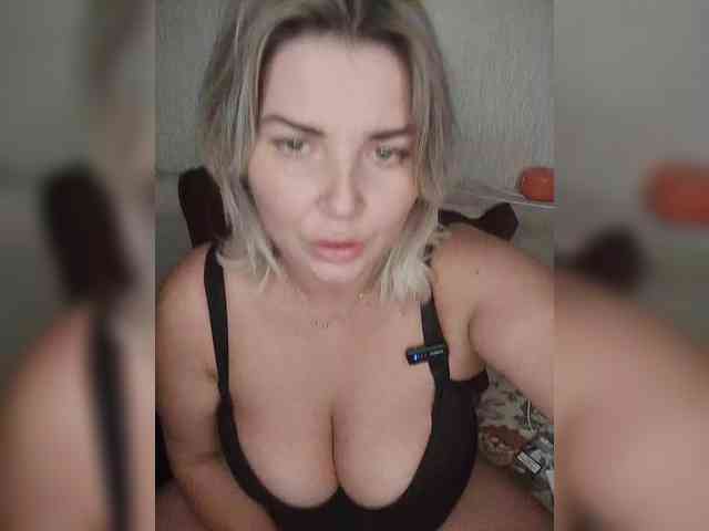 Модель: Dyia