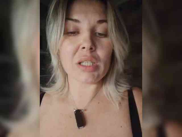 Модель: Dyia