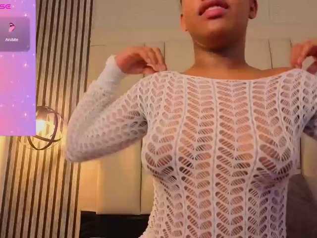 karolwarrior live cam on BongaCams