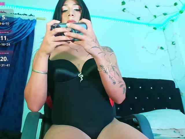 cute-charlotte69's Sexcam