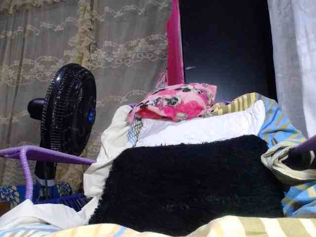 SaratManson84 webcam