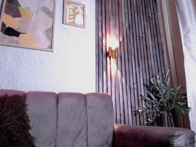 GagPrincess — live female cam