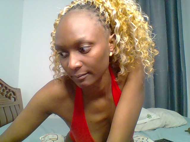 Godess12 live cam on BongaCams