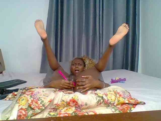 Godess12 webcam