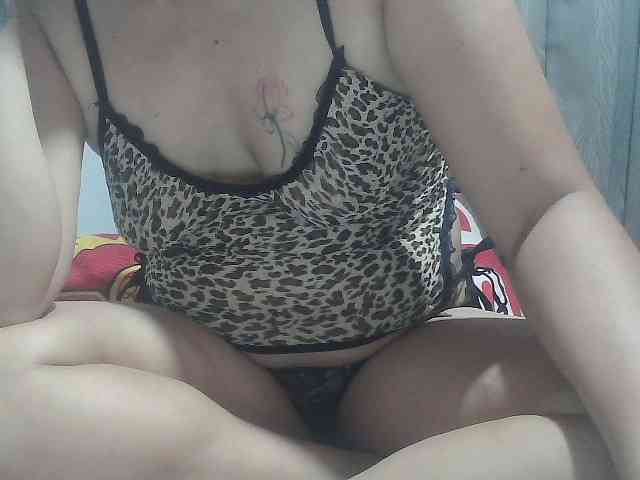 Lovescatslut webcam