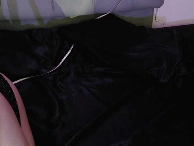 Amy-Cian live cam on BongaCams