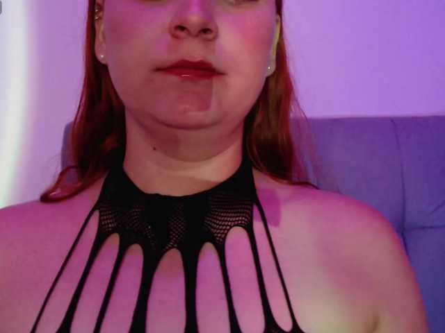 Amy-Cian live cam on BongaCams