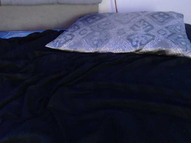 Amy-Cian live cam on BongaCams