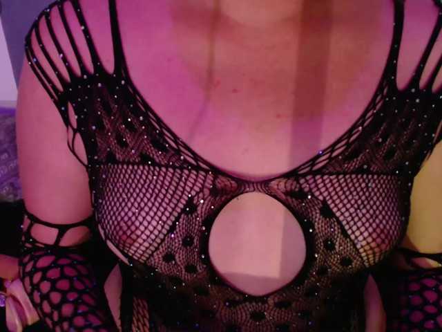Amy-Cian live cam on BongaCams