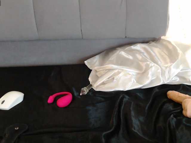 Amy-Cian live cam on BongaCams