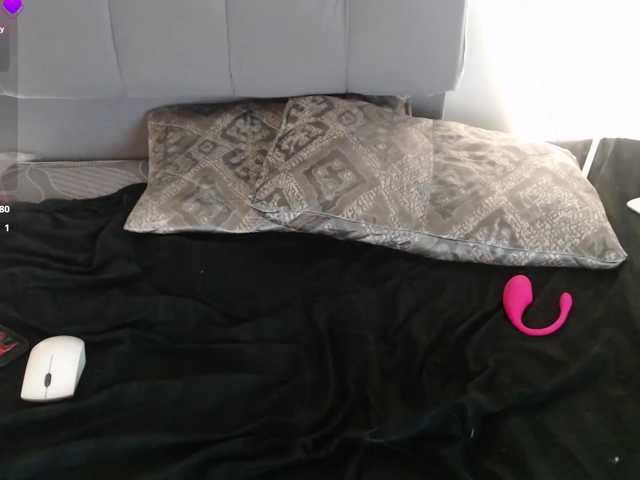 Amy-Cian live cam on BongaCams