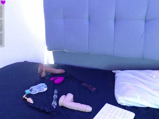 Amy-Cian live cam on BongaCams