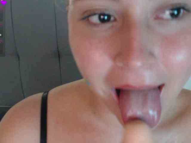 Amy-Cian webcam