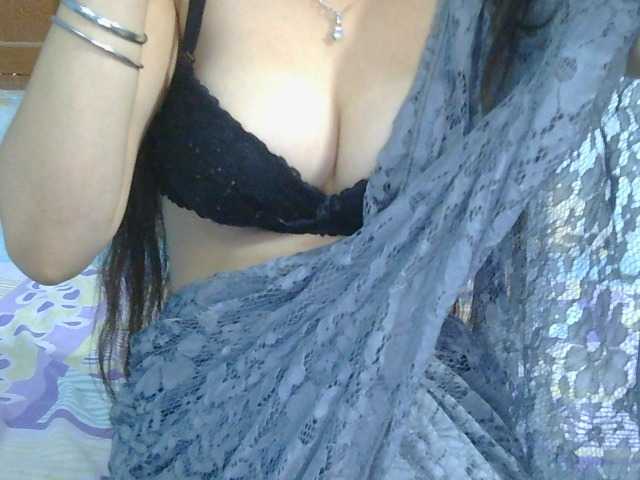 skinnyindiangirl77 live cam preview