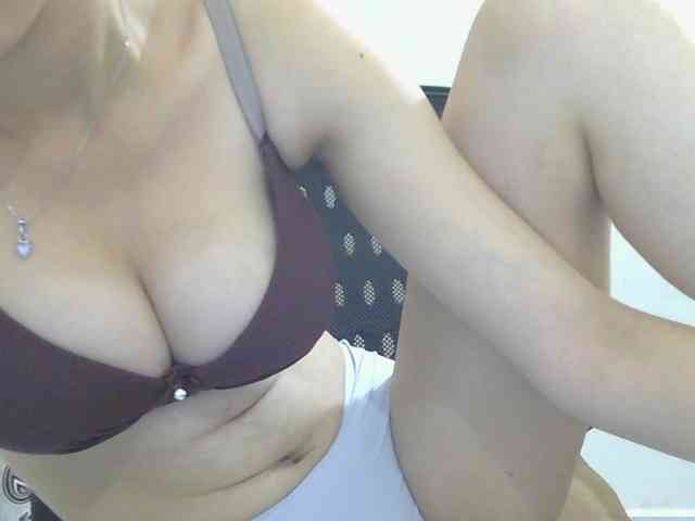Model: skinnyindiangirl77