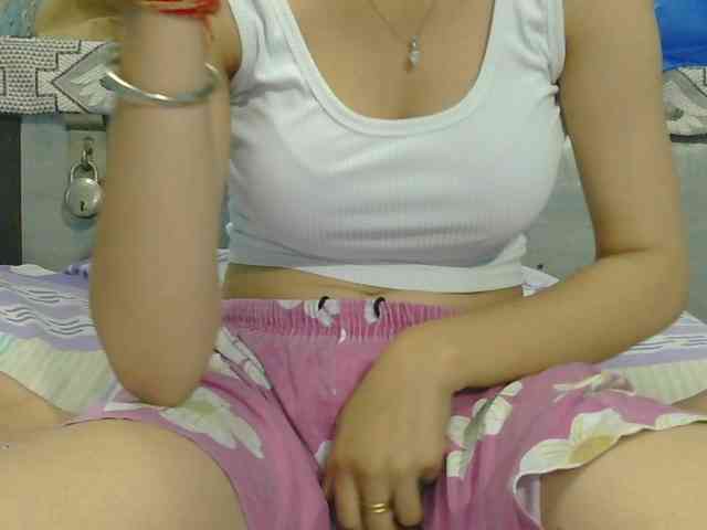 skinnyindiangirl77