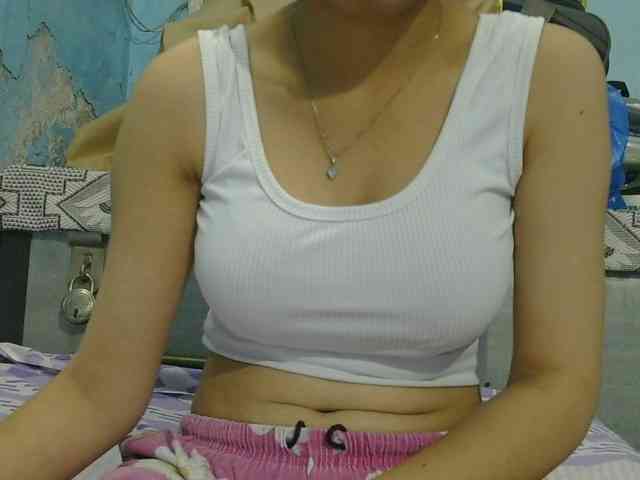 skinnyindiangirl77