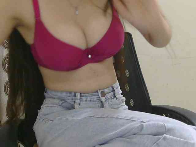 Model: skinnyindiangirl77