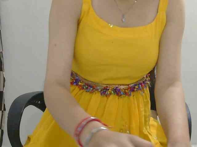 skinnyindiangirl77 webcam