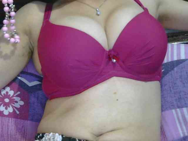 skinnyindiangirl77