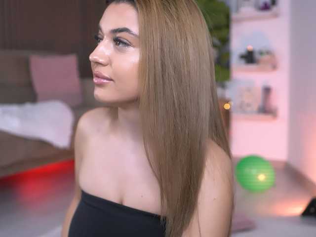 BlairBlonde live cam on BongaCams