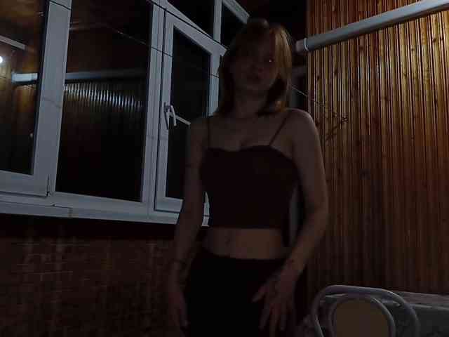 NikkiBlaze NikkiBlaze