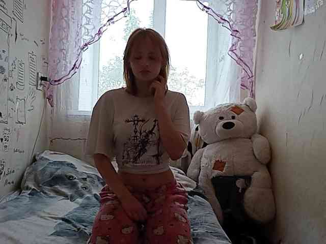 NikkiBlaze NikkiBlaze