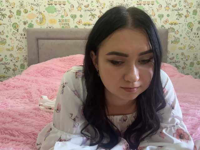 AprylProffit live cam preview