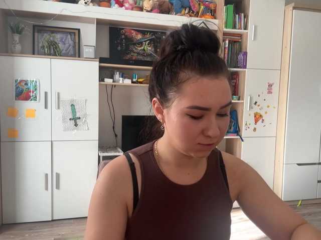 AprylProffit live cam preview