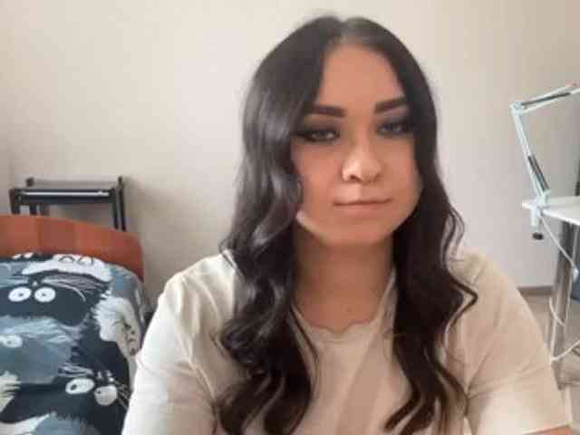 AprylProffit webcam