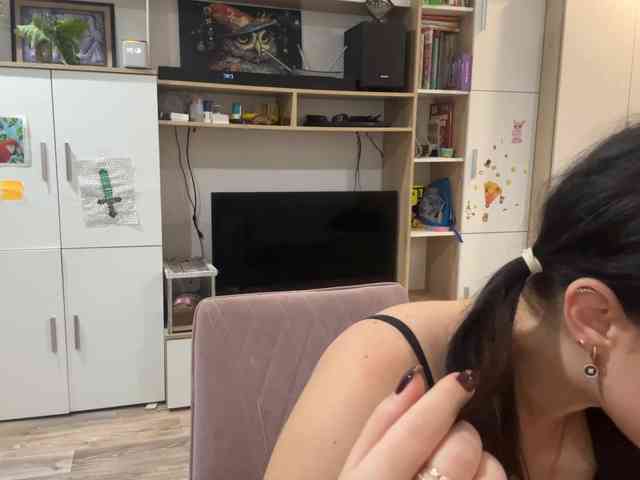 AprylProffit webcam