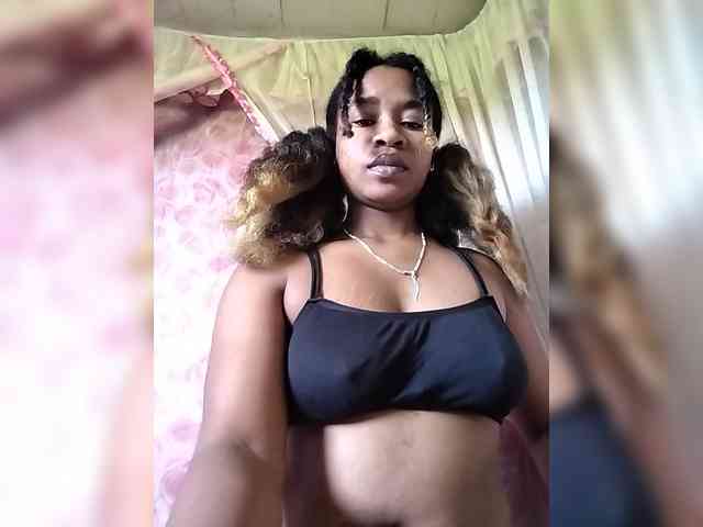 Modèle: Mayrah07