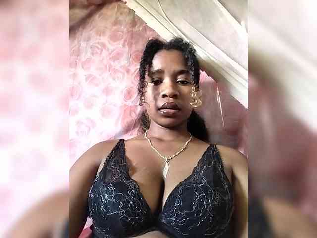Mayrah07 webcam