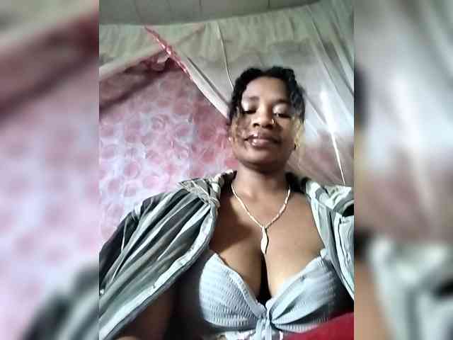 Mayrah07 webcam