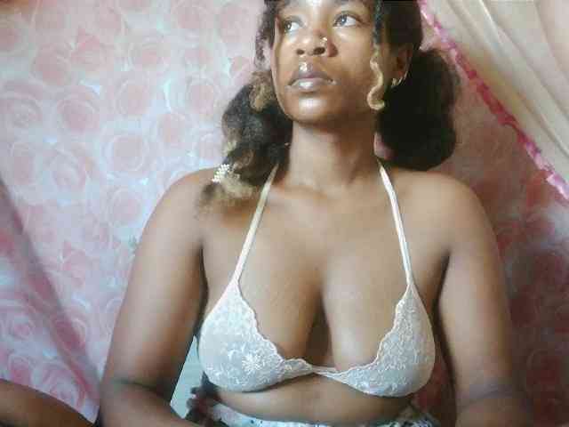 Modèle: Mayrah07