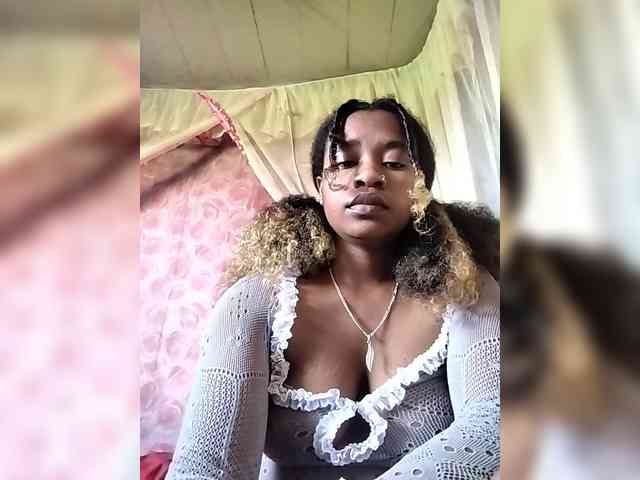 Modèle: Mayrah07
