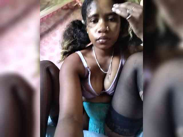 Mayrah07 webcam