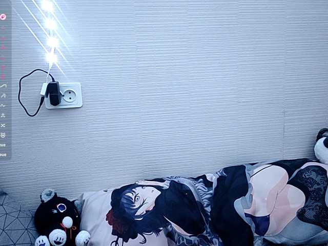 JenelleFaires live cam on BongaCams