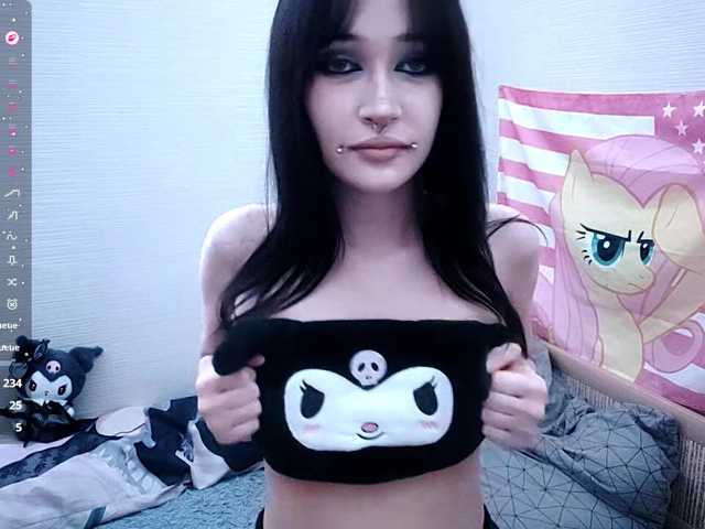 JenelleFaires live cam on BongaCams