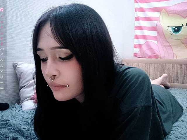 JenelleFaires