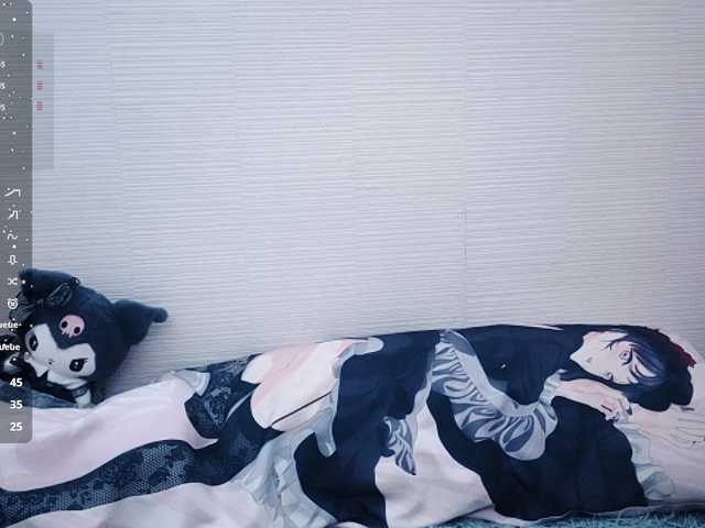 JenelleFaires live cam on BongaCams
