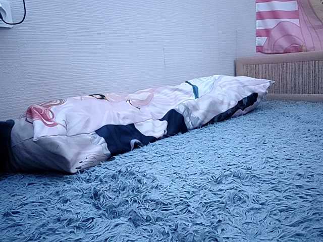 JenelleFaires live cam on BongaCams