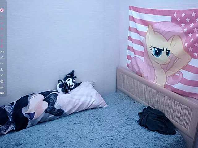 JenelleFaires live cam on BongaCams