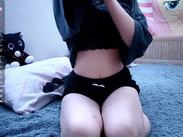 JenelleFaires live cam on BongaCams