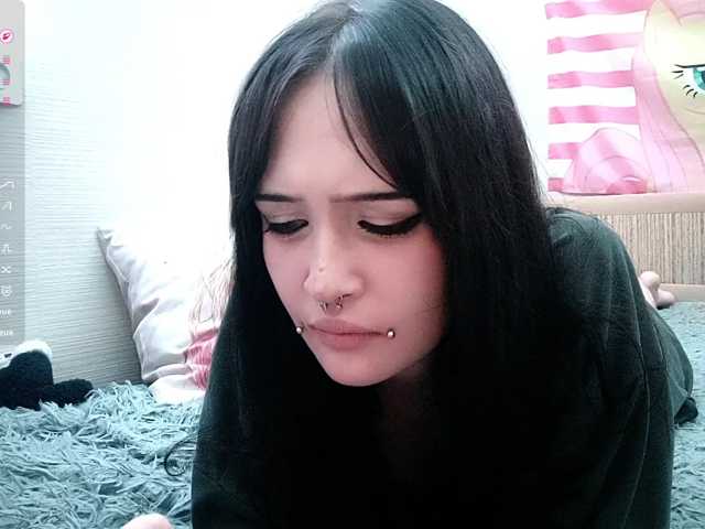 JenelleFaires