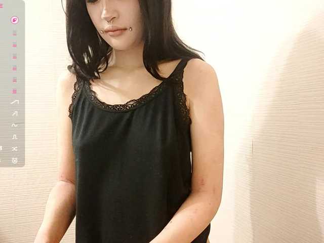 JenelleFaires live cam on BongaCams
