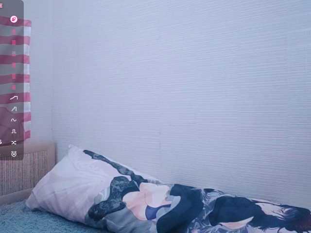 JenelleFaires live cam on BongaCams