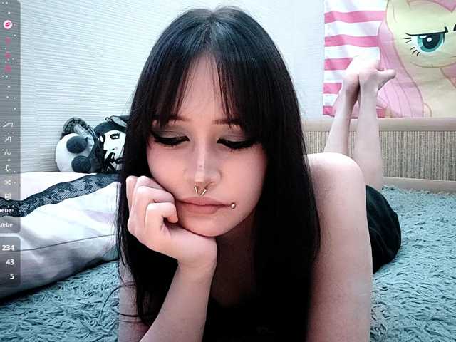 JenelleFaires