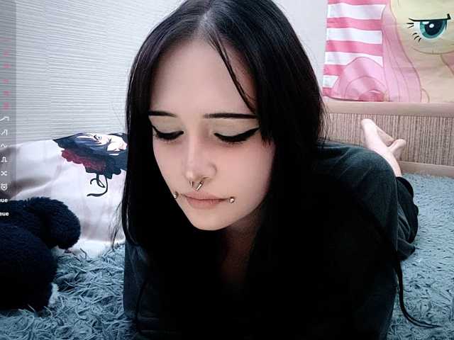 JenelleFaires